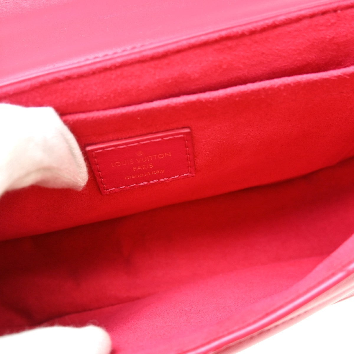 Louis Vuitton New Wave Quilted Leather Pink Leather Handbag (Pre-Owned)