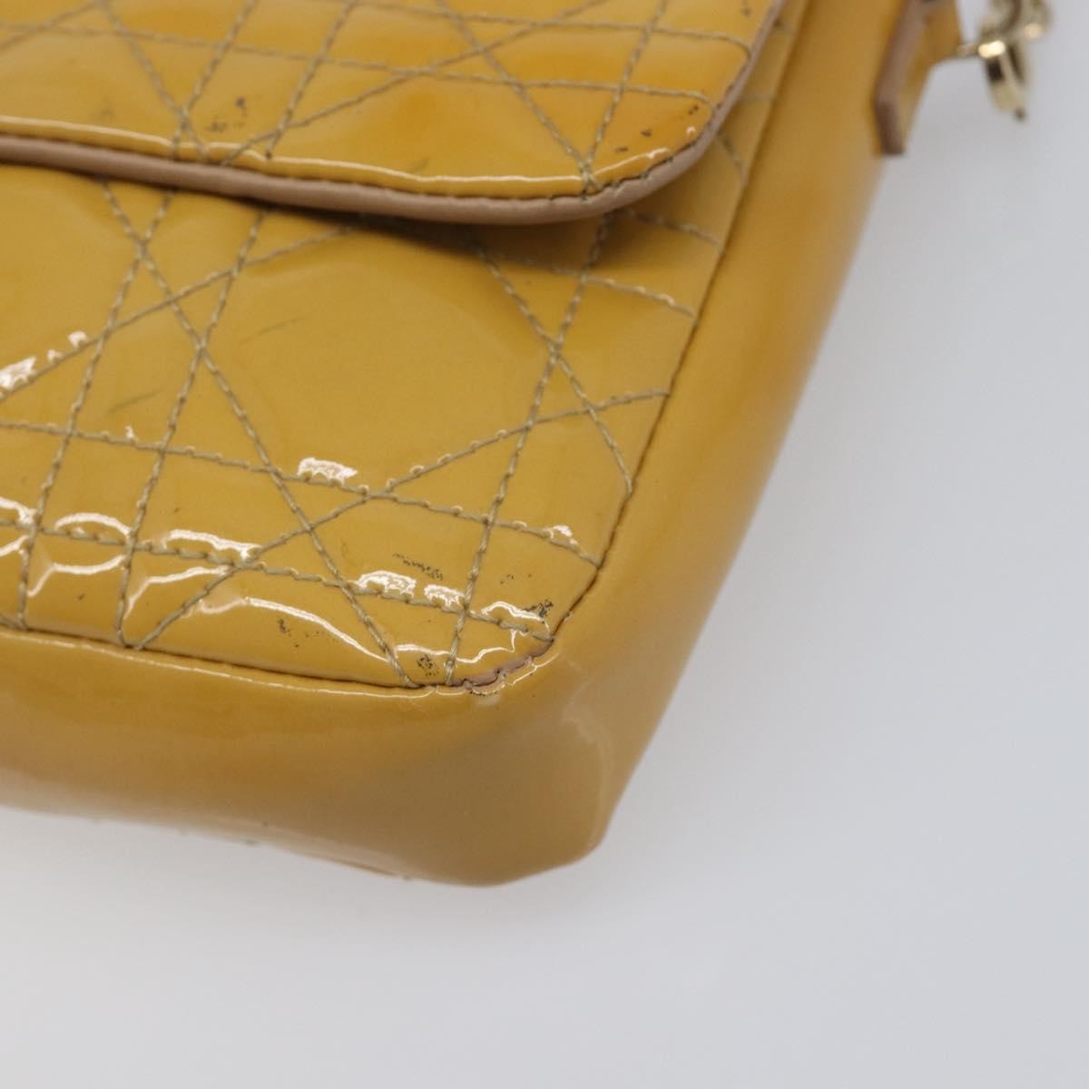 Christian Dior New Lock Cannage Quilt Patent Yellow Patent_Leather Clutche & Pouche Bag (Pre-Owned)