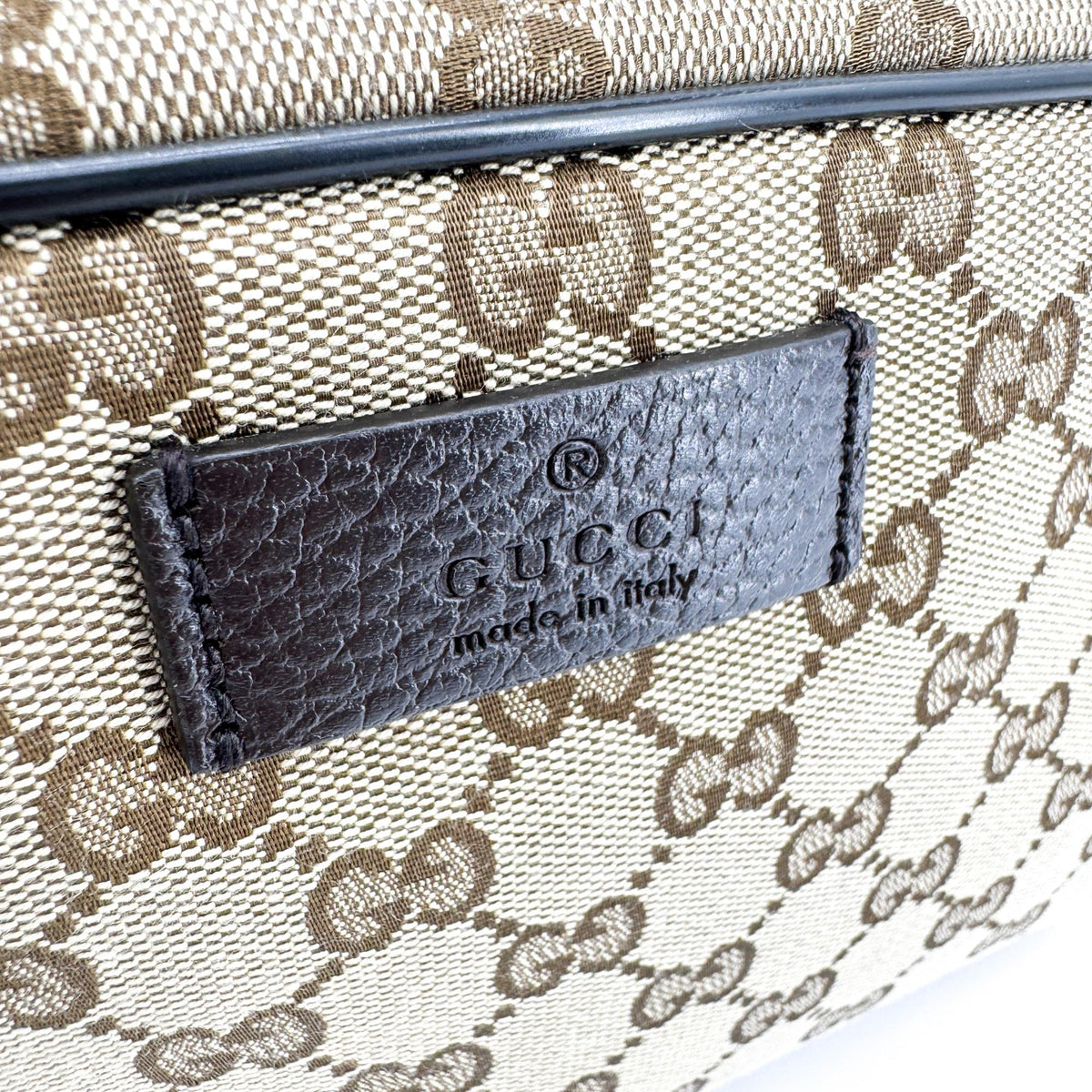 Gucci Waist Belt Gg Canvas Beige Canvas Handbag (Pre-Owned)
