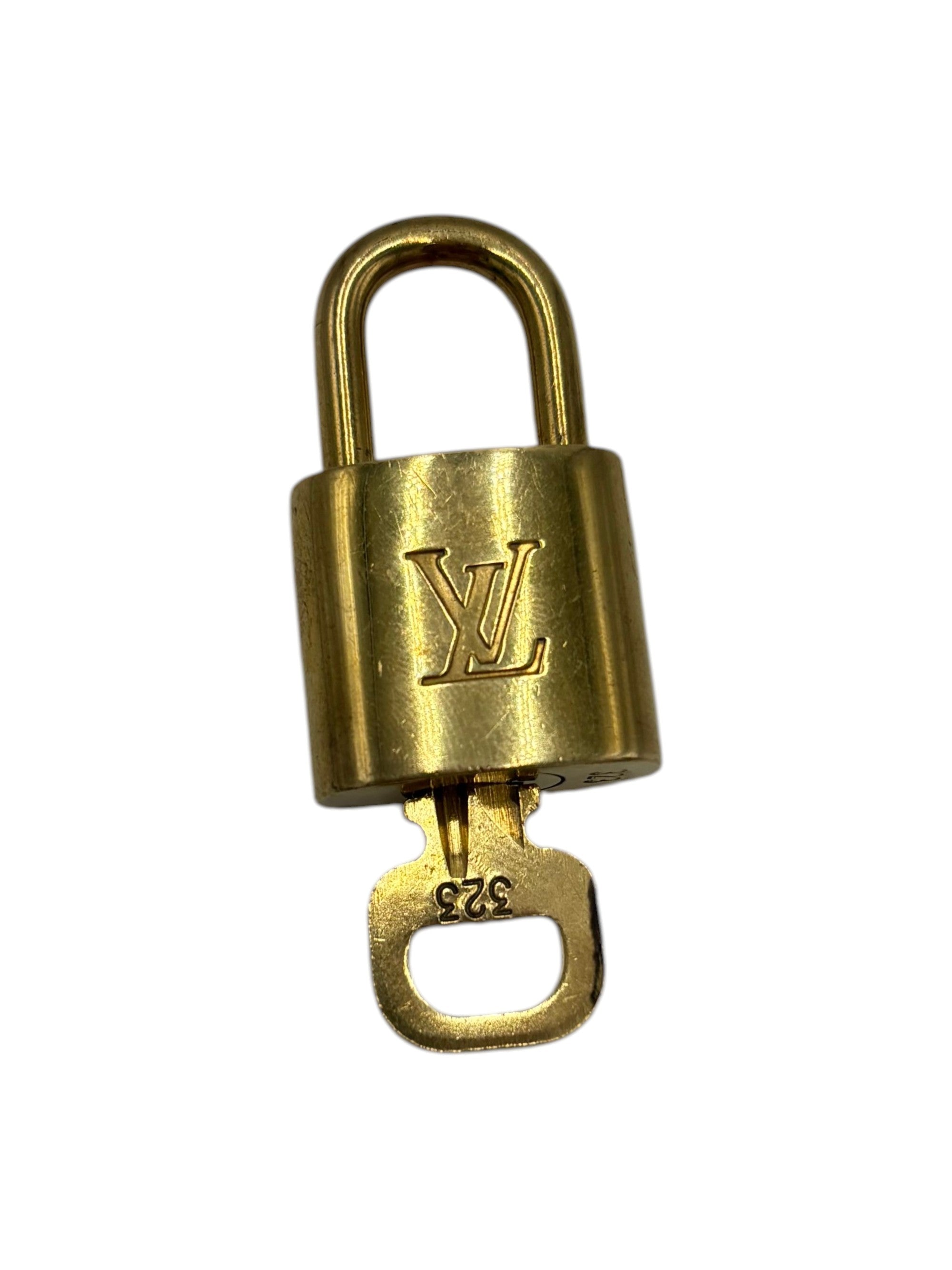 Louis Vuitton Padlock And Key Logo Cufflinks Metal Gold Metal Charms And Keychains Accessory (Pre-Owned)