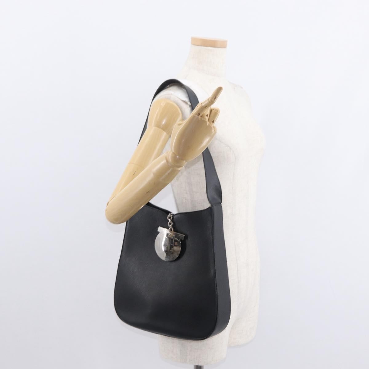 Salvatore Ferragamo Gancini Leather Black Leather Shoulder Bag Bag (Pre-Owned)