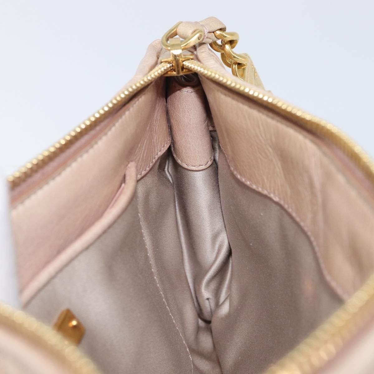 Miu Miu Zip Wristlet Matelasse Leather Beige Leather Clutche & Pouche Bag (Pre-Owned)