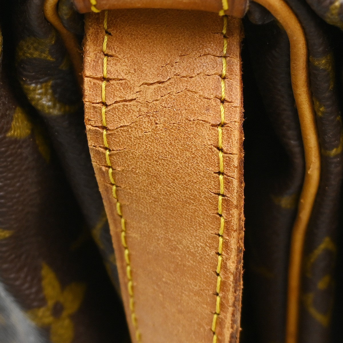 Louis Vuitton Saumur Monogram Canvas Brown Canvas Shoulder Bag Bag (Pre-Owned)