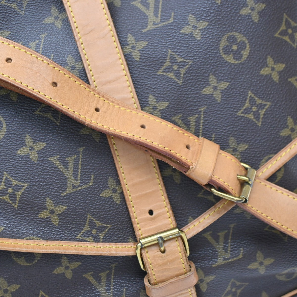 Louis Vuitton Saumur Monogram Canvas Brown Canvas Shoulder Bag Bag (Pre-Owned)