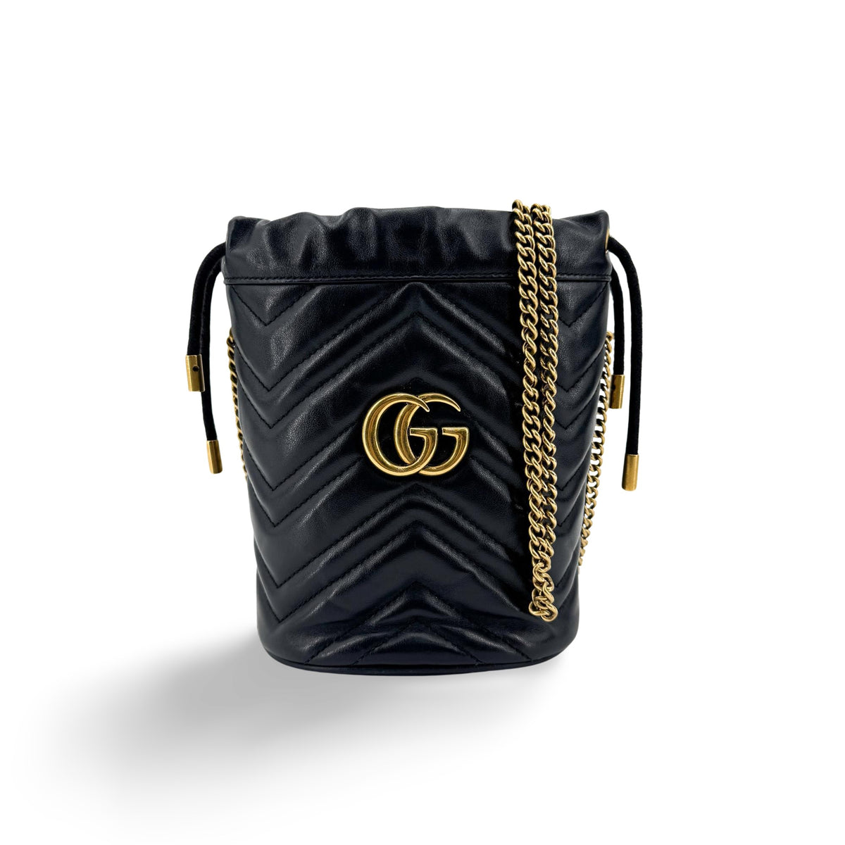 Gucci Gg Marmont Bucket Matelasse Leather Black Leather Handbag (Pre-Owned)