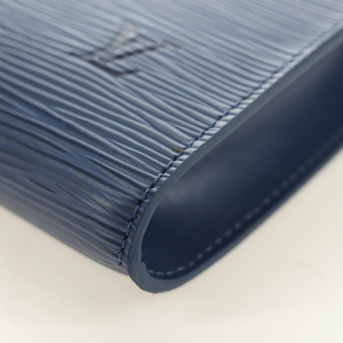 Louis Vuitton Pochette Accessoires Nm Epi Leather Blue Leather Clutche & Pouche Bag (Pre-Owned)