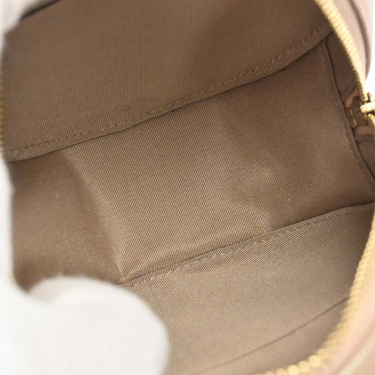 Chanel Round Chain Quilted Caviar Beige Leather Shoulder Bag Bag (Pre-Owned)