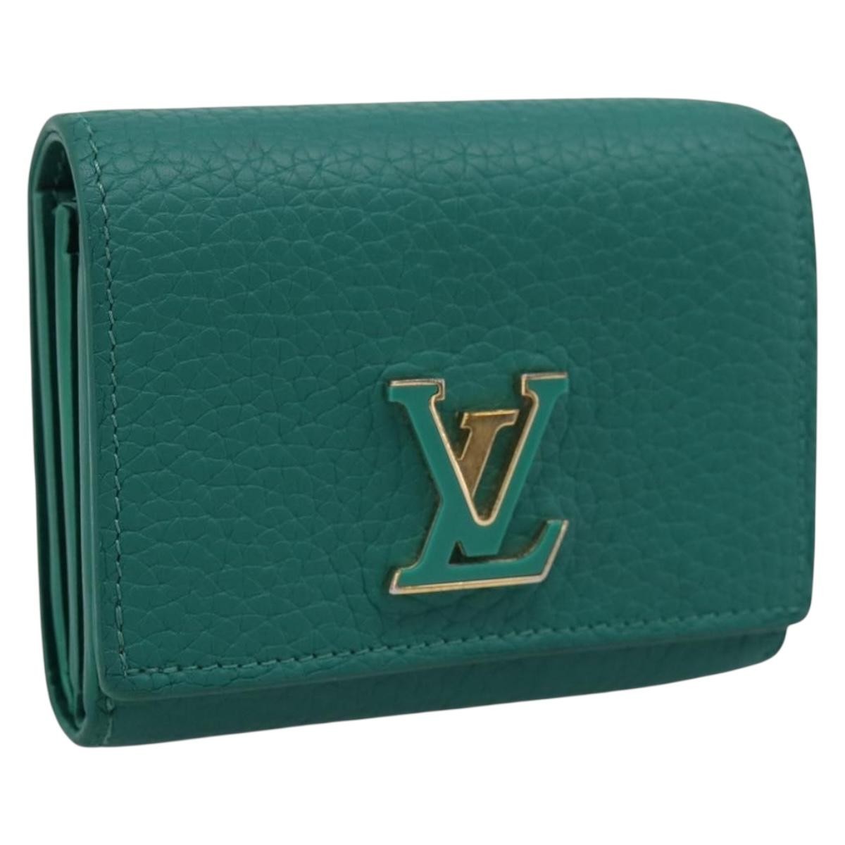 Louis Vuitton Capucines Leather Green Leather Wallets Accessory (Pre-Owned)