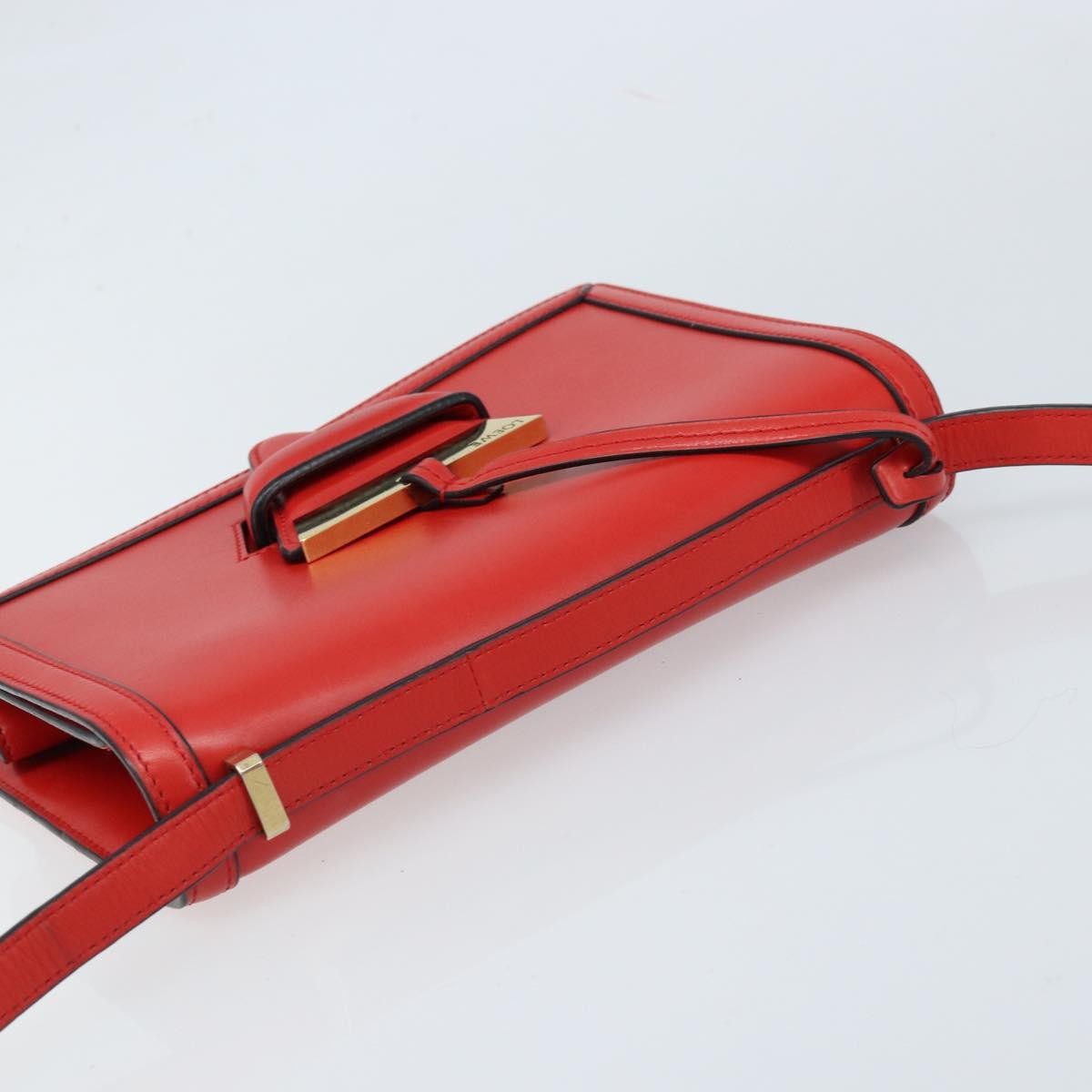 Loewe Barcelona Leather Red Leather Shoulder Bag Bag (Pre-Owned)