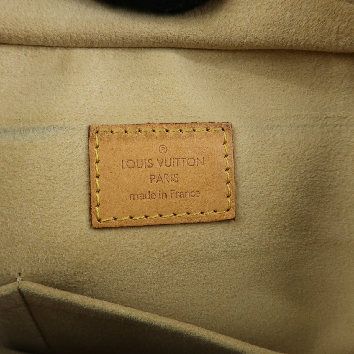 Louis Vuitton Hudson Monogram Canvas Brown Canvas Handbag (Pre-Owned)