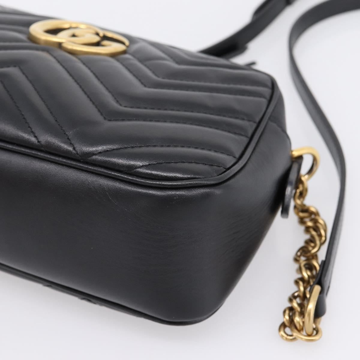 Gucci Gg Marmont Monochrome Matelasse Leather Black Leather Shoulder Bag Bag (Pre-Owned)