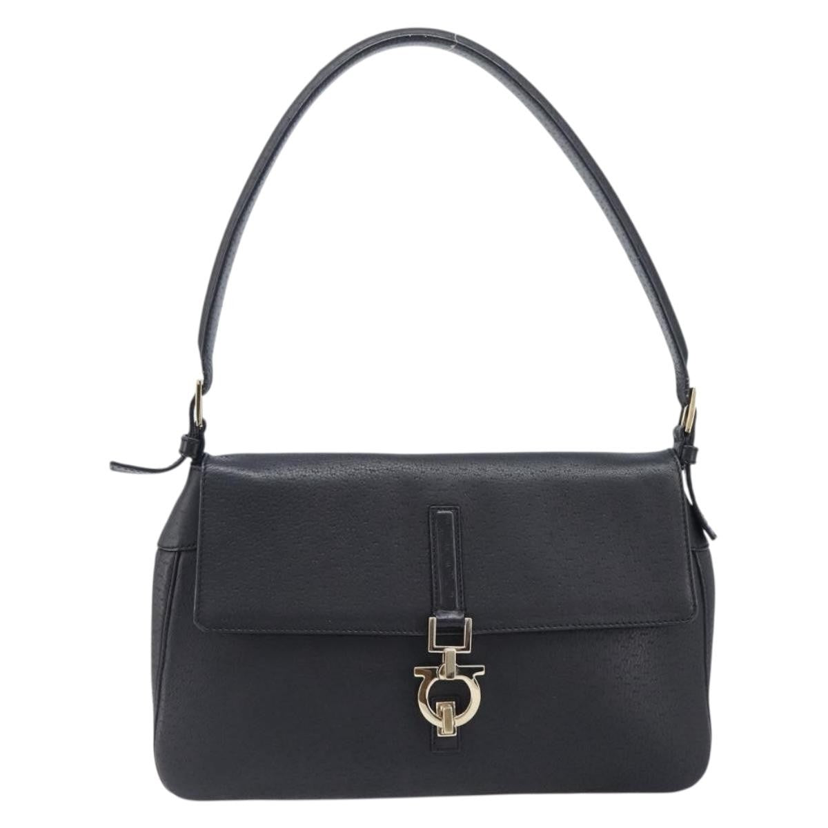 Salvatore Ferragamo Gancini Leather Black Leather Shoulder Bag Bag (Pre-Owned)