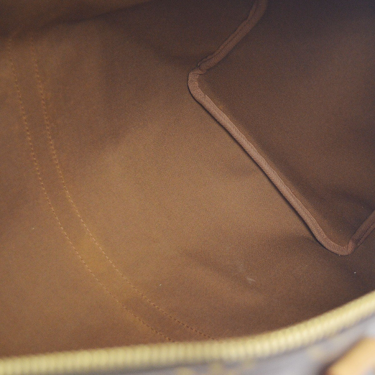 Louis Vuitton Keepall Monogram Canvas Brown Canvas Travel Bag Bag (Pre-Owned)