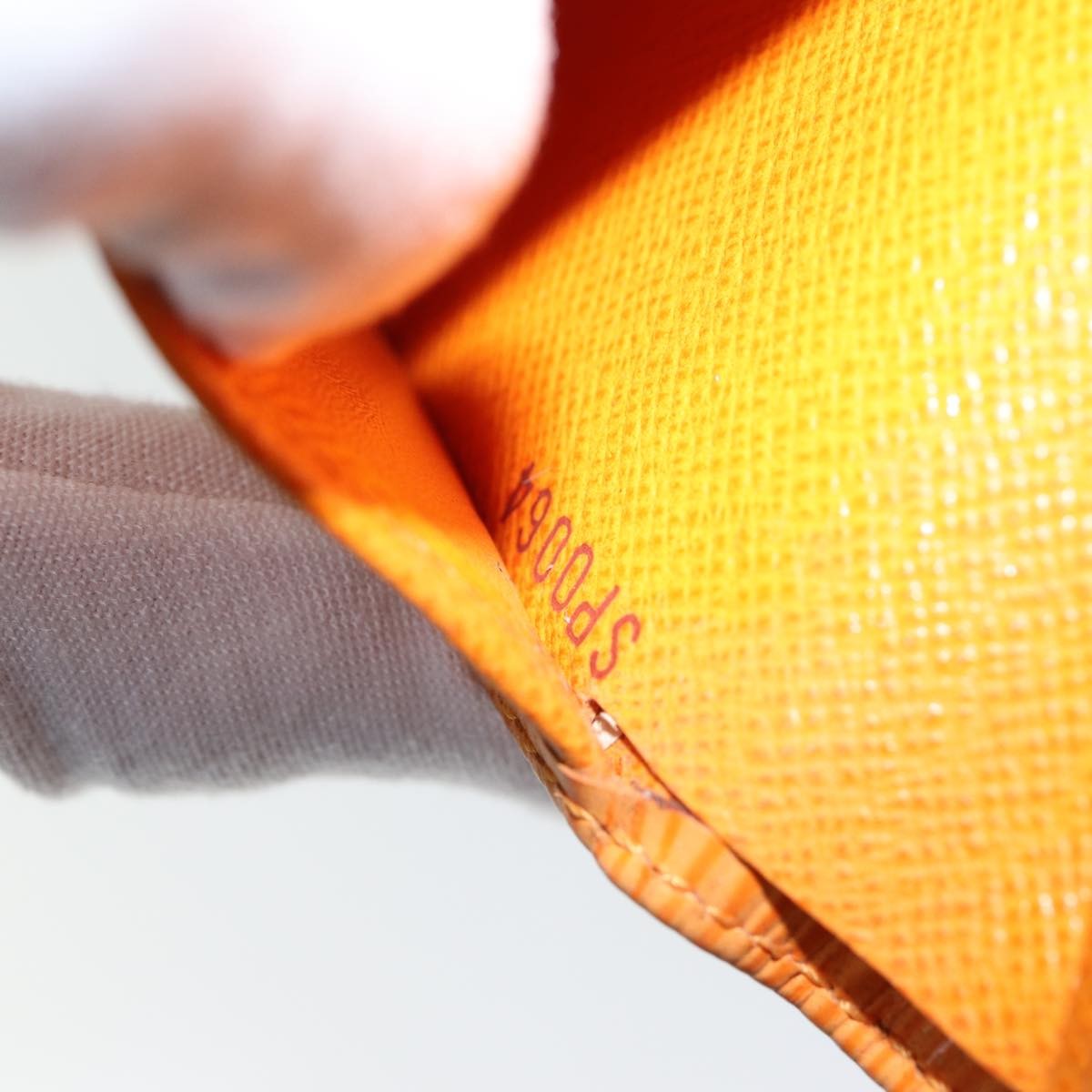 Louis Vuitton Compact Porte Tresor International Epi Leather Orange Leather Wallets Accessory (Pre-Owned)
