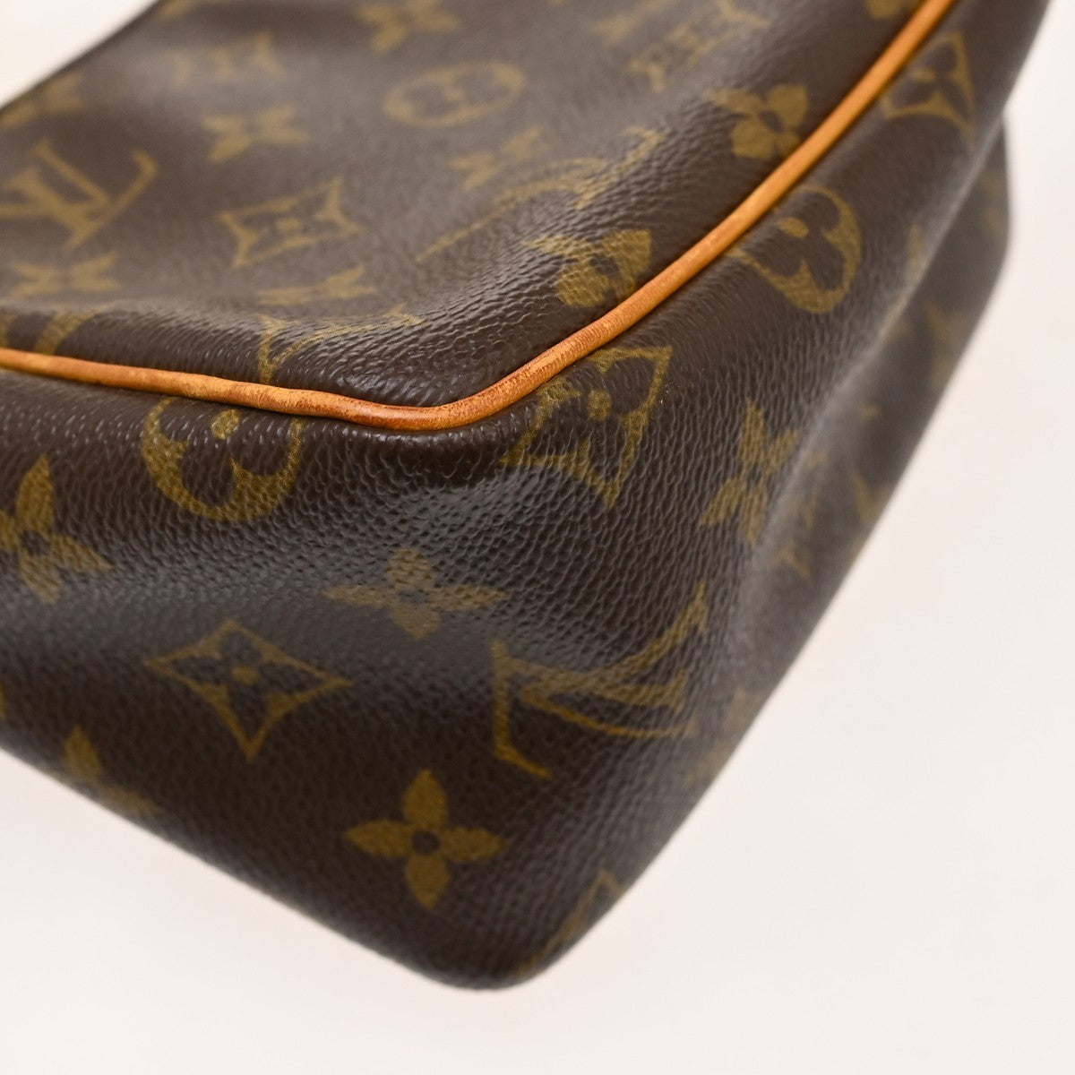 Louis Vuitton Viva Cite Monogram Canvas Brown Canvas Shoulder Bag Bag (Pre-Owned)