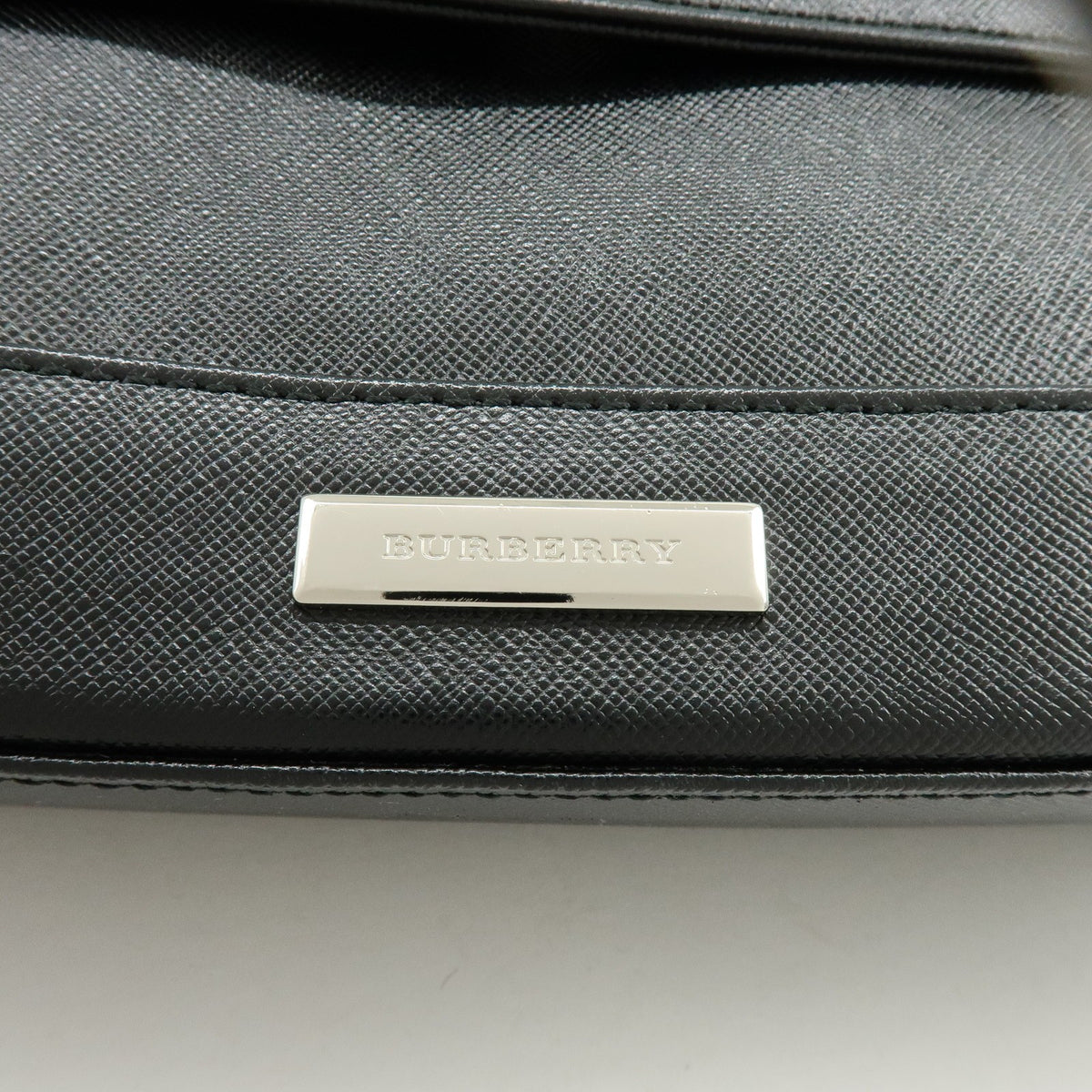 Burberry Shoulder Bag Leather Black Leather Shoulder Bag Bag (Pre-Owned)