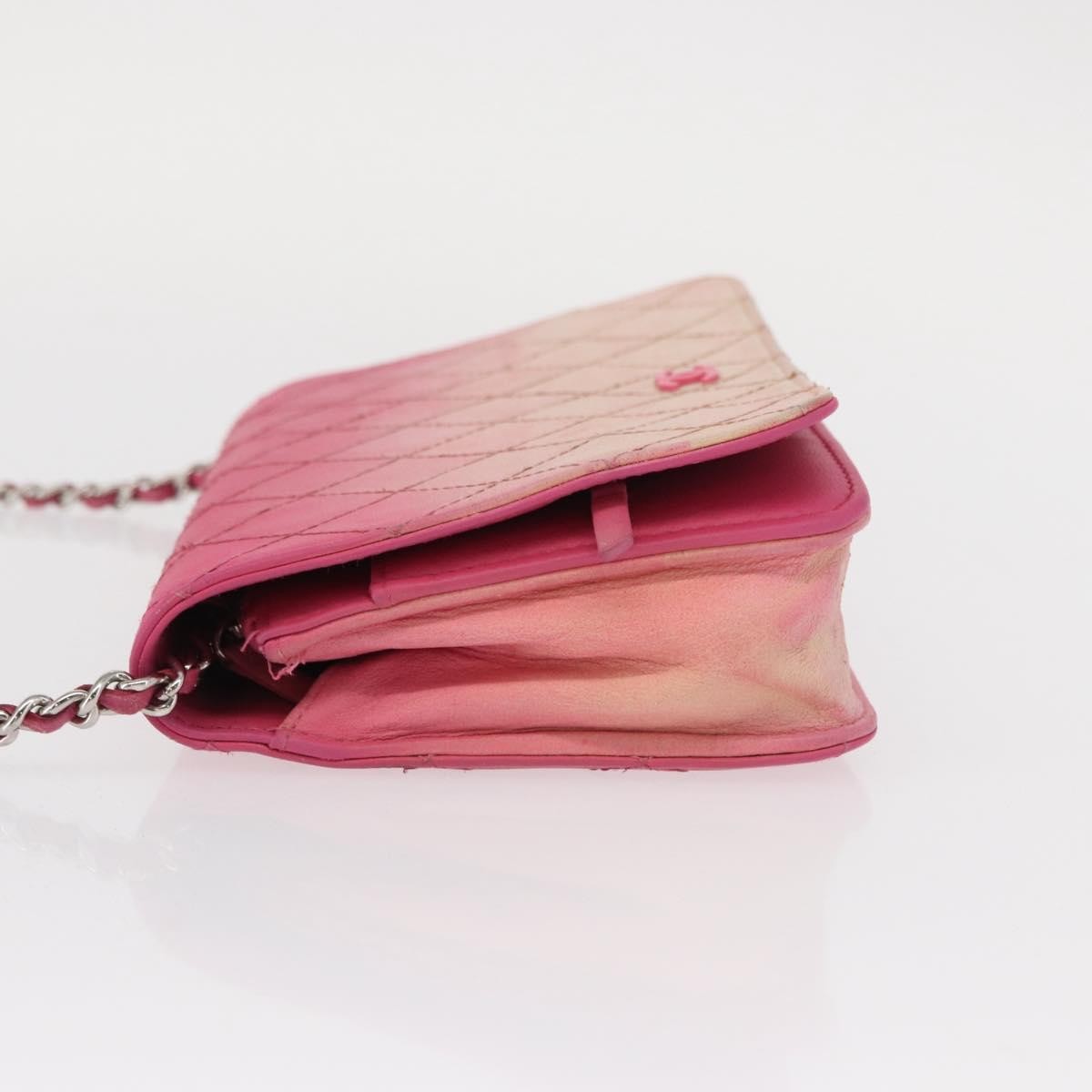 Chanel Wallet On Chain Quilted Ombre Lambskin Pink Leather Crossbody Bag Bag (Pre-Owned)