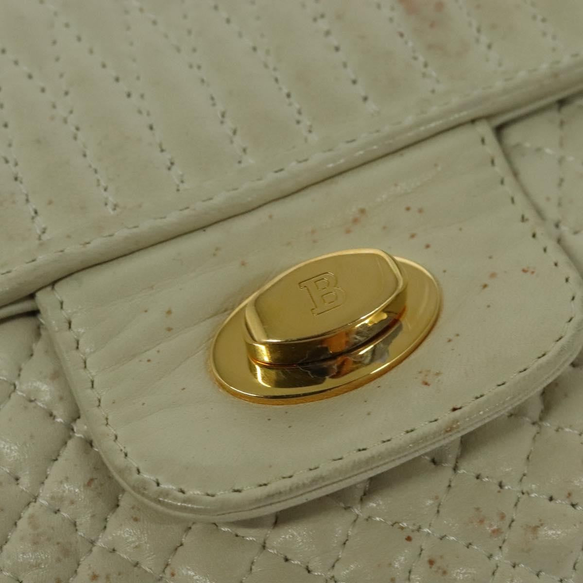 Bally Vintage Chain Quilted Leather White Leather Shoulder Bag Bag (Pre-Owned)