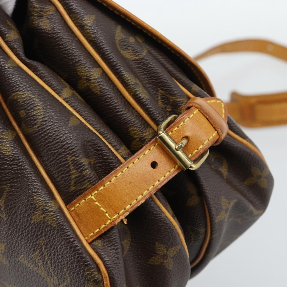 Louis Vuitton Saumur Monogram Canvas Brown Canvas Shoulder Bag Bag (Pre-Owned)