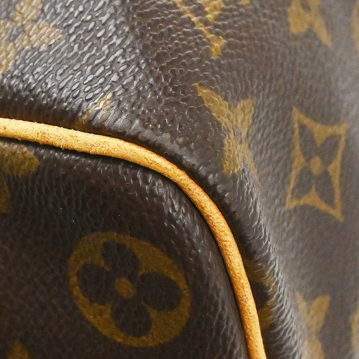 Louis Vuitton Keepall Monogram Canvas Brown Canvas Travel Bag Bag (Pre-Owned)