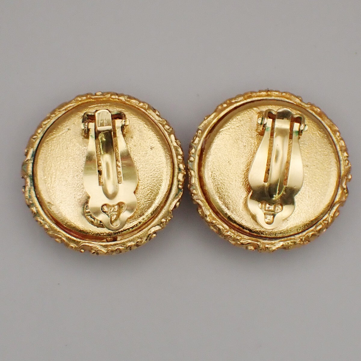 Chanel Vintage Cc Logo Round Clip-On Metal With Crystals Gold Gold_Plated,Pearl Earrings Jewelry (Pre-Owned)