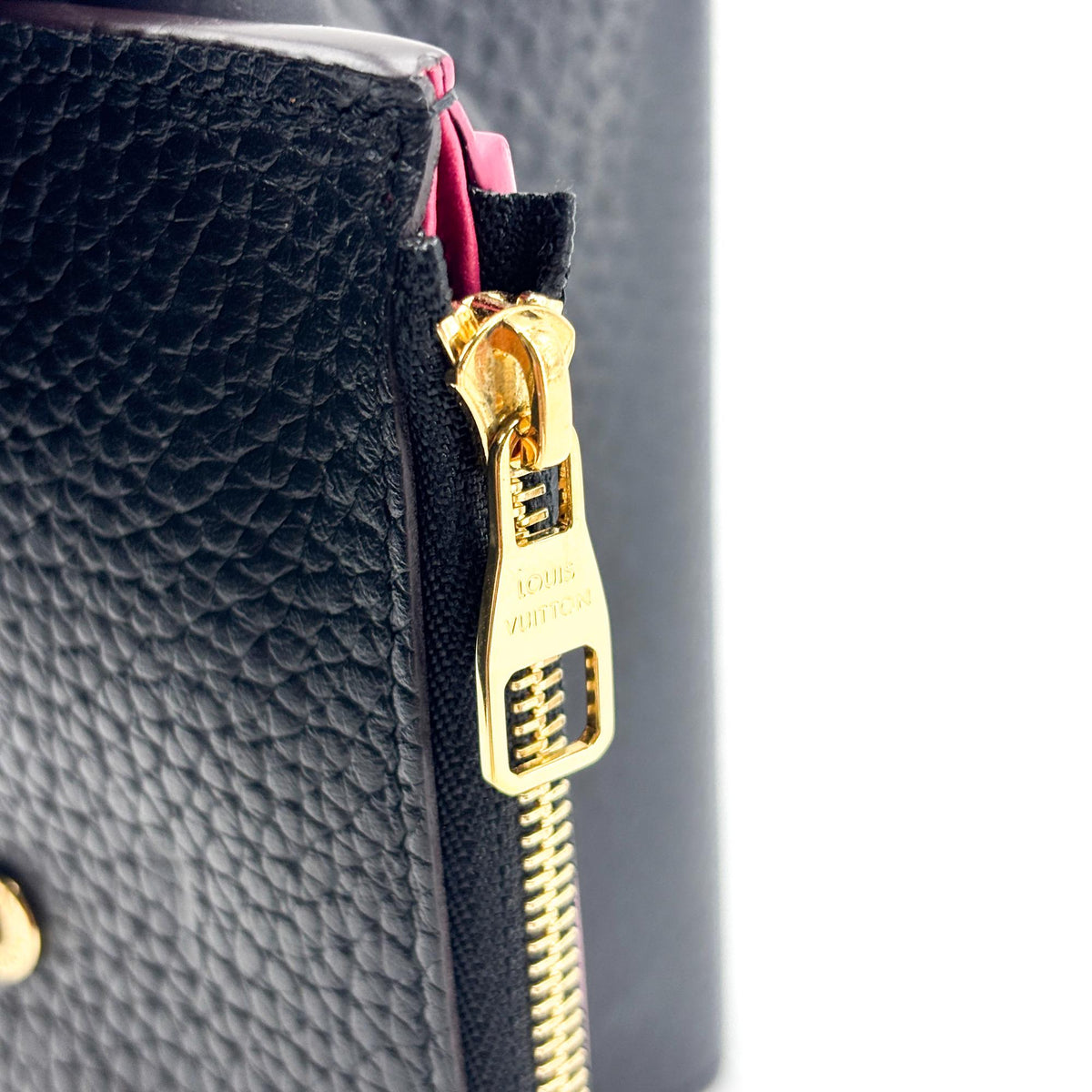 Louis Vuitton Capucines Taurillon Leather Black Leather Wallets Accessory (Pre-Owned)