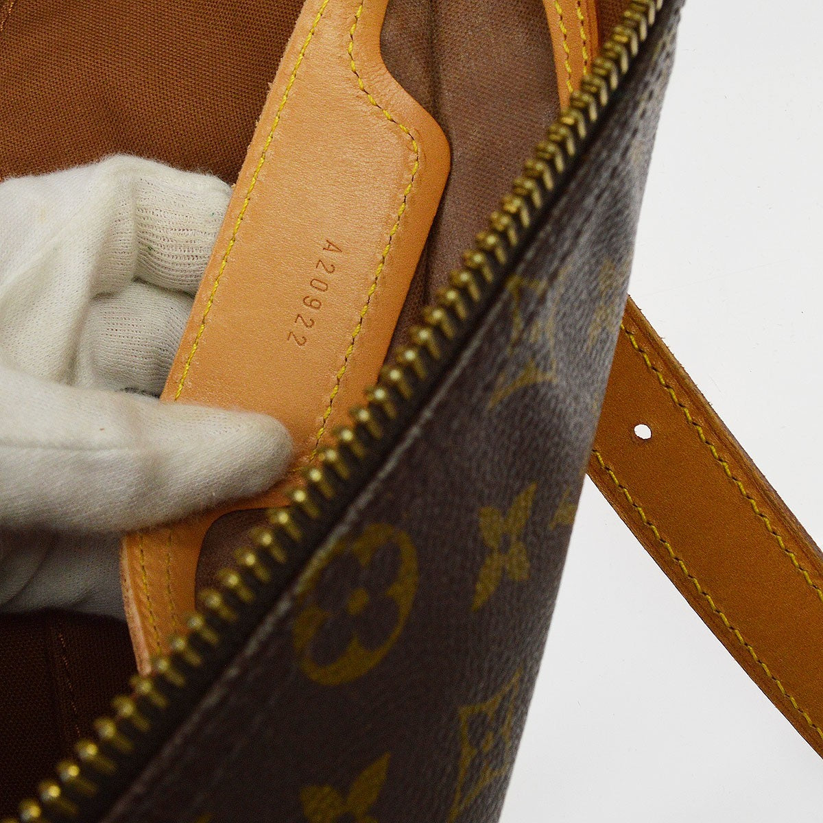 Louis Vuitton Sac Polochon Monogram Canvas Brown Canvas Handbag (Pre-Owned)