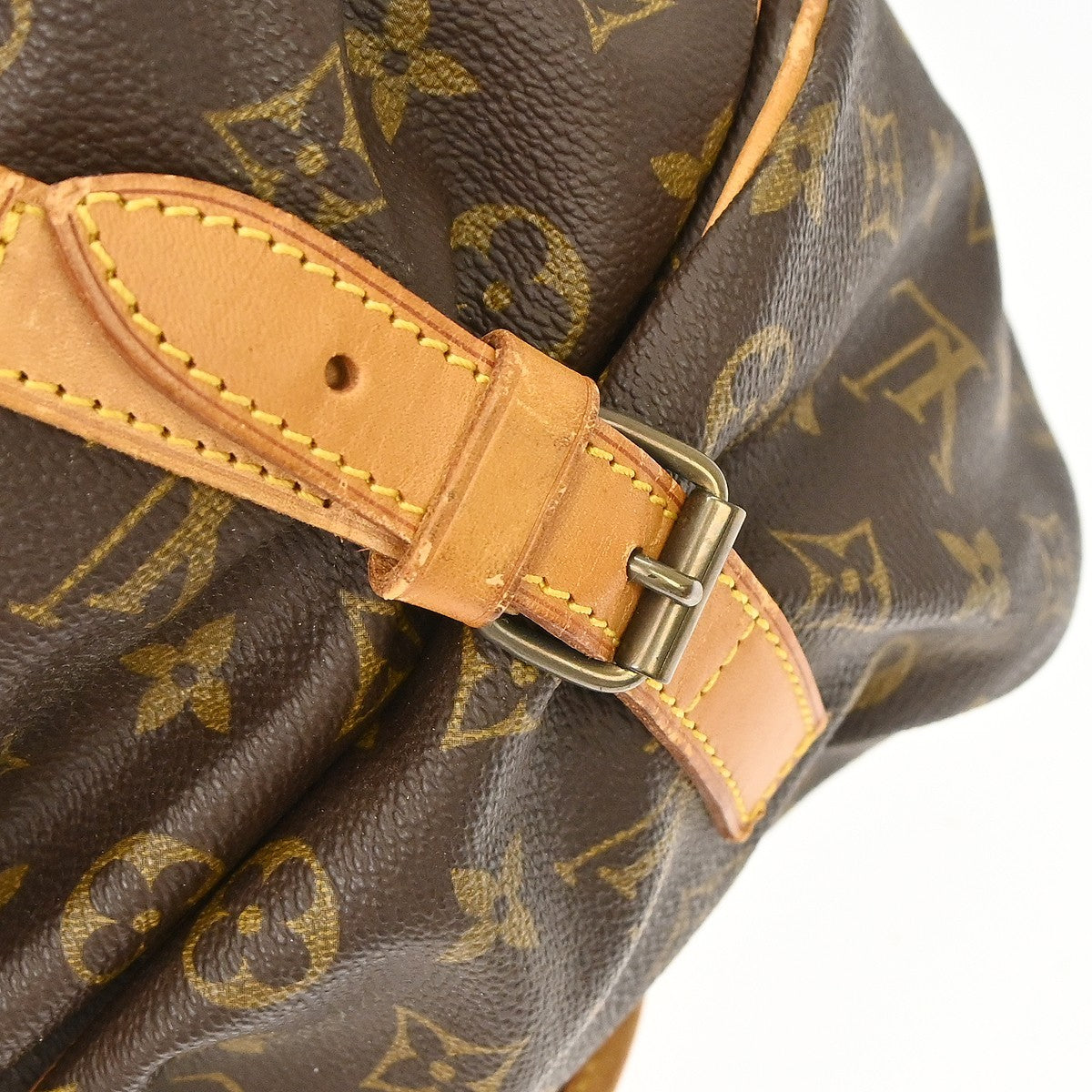 Louis Vuitton Saumur Monogram Canvas Brown Canvas Shoulder Bag Bag (Pre-Owned)