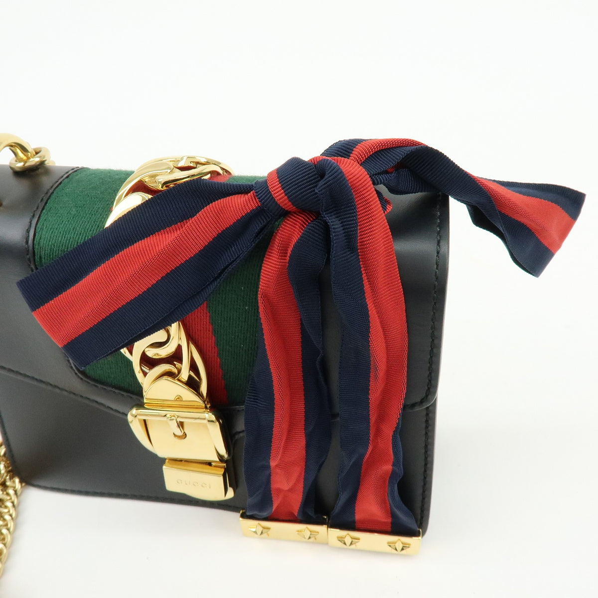 Gucci Sylvie Leather Black Leather Shoulder Bag Bag (Pre-Owned)