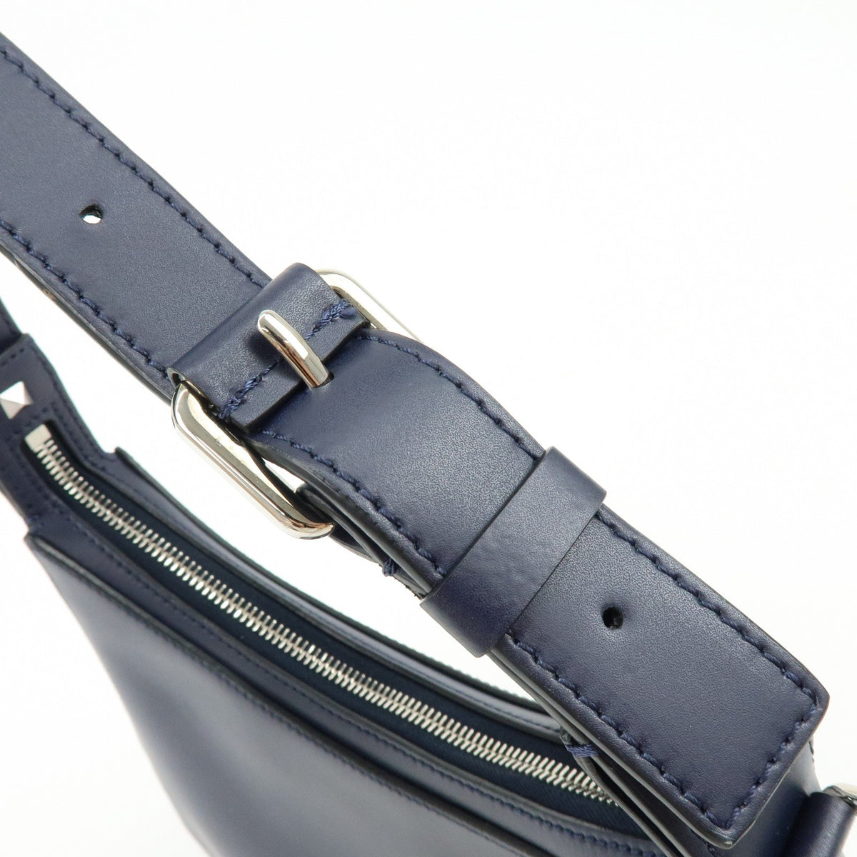Valentino Garavani Vltn Hobo Printed Leather Navy Leather Shoulder Bag Bag (Pre-Owned)