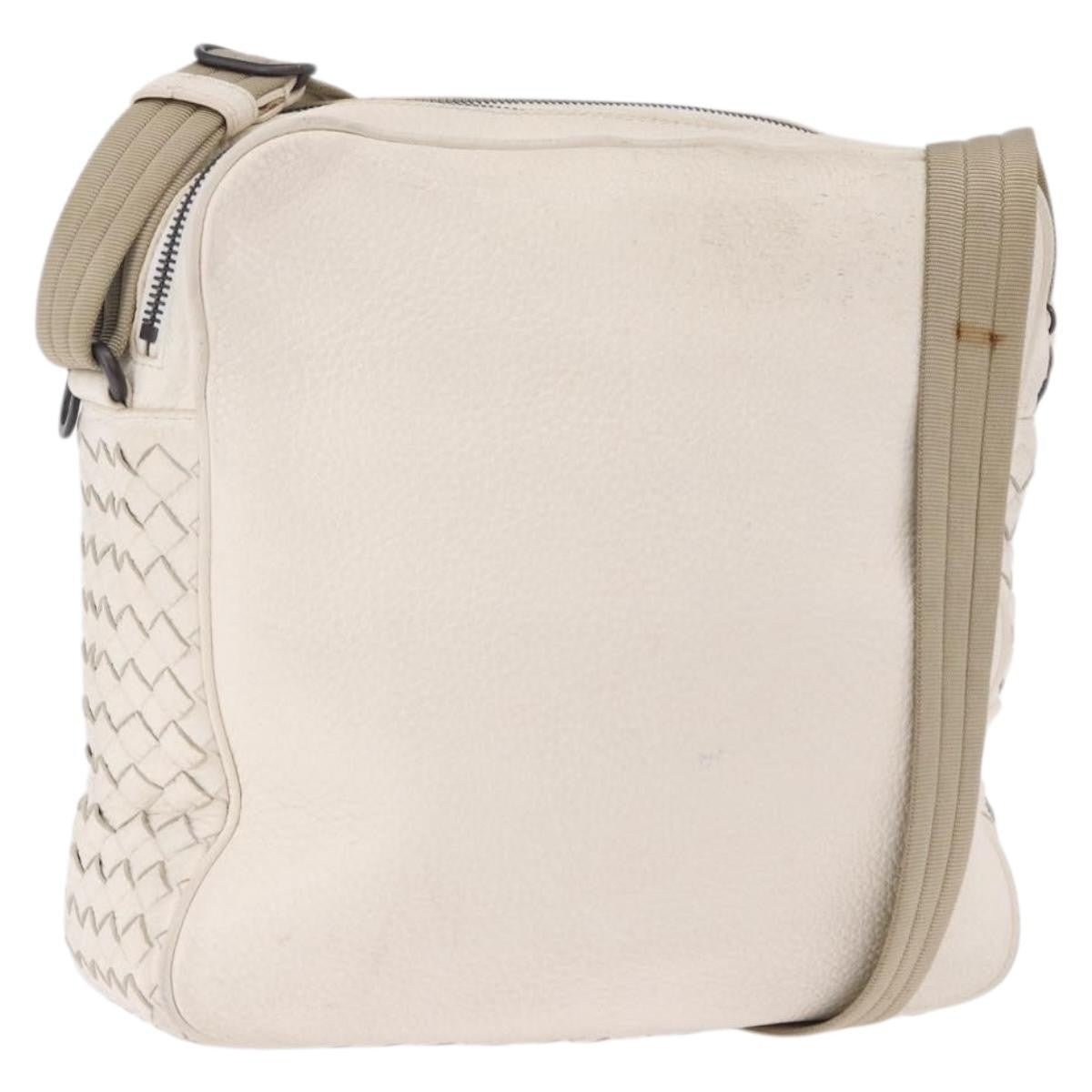 Bottega Veneta Intrecciato Shoulder Leather White Leather Shoulder Bag Bag (Pre-Owned)