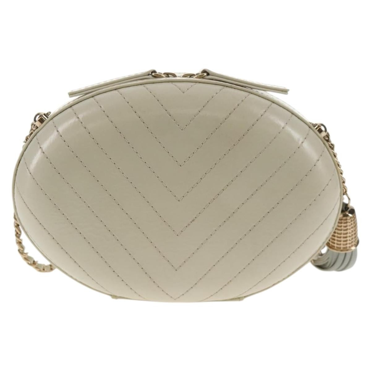Chanel La Pausa Evening Chevron Lambskin With Applique White Leather Handbag (Pre-Owned)