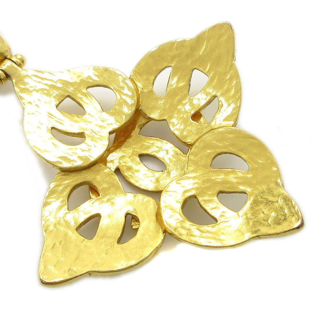 Chanel Cc Heart Pendant Metal Gold Gold_Plated Necklace Jewelry (Pre-Owned)