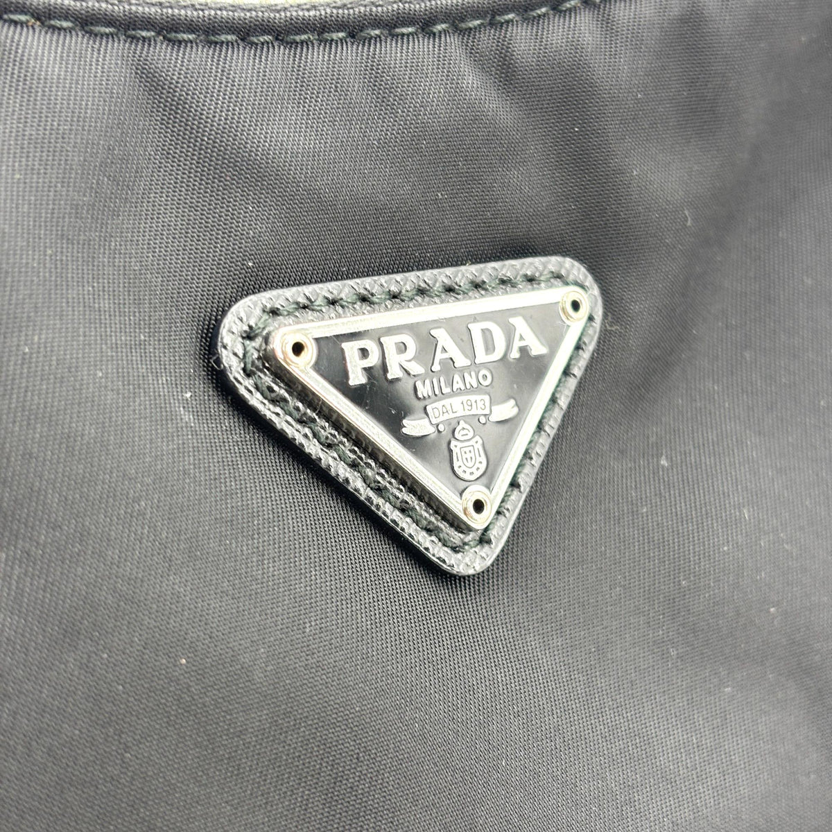 Prada Re-Edition 2005 Tessuto Black Nylon Shoulder Bag Bag (Pre-Owned)