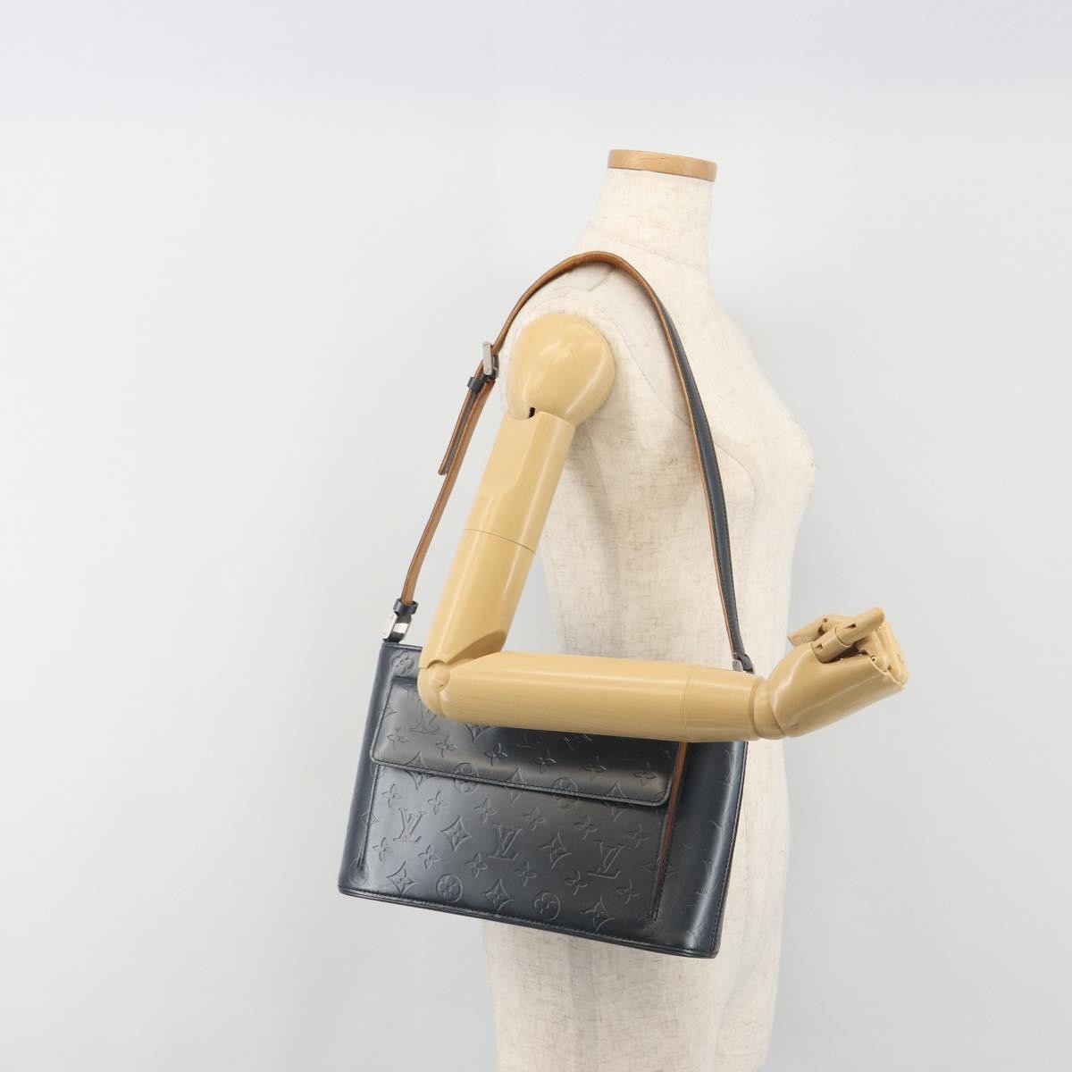 Louis Vuitton Mat Allston Monogram Vernis Navy Leather Handbag (Pre-Owned)