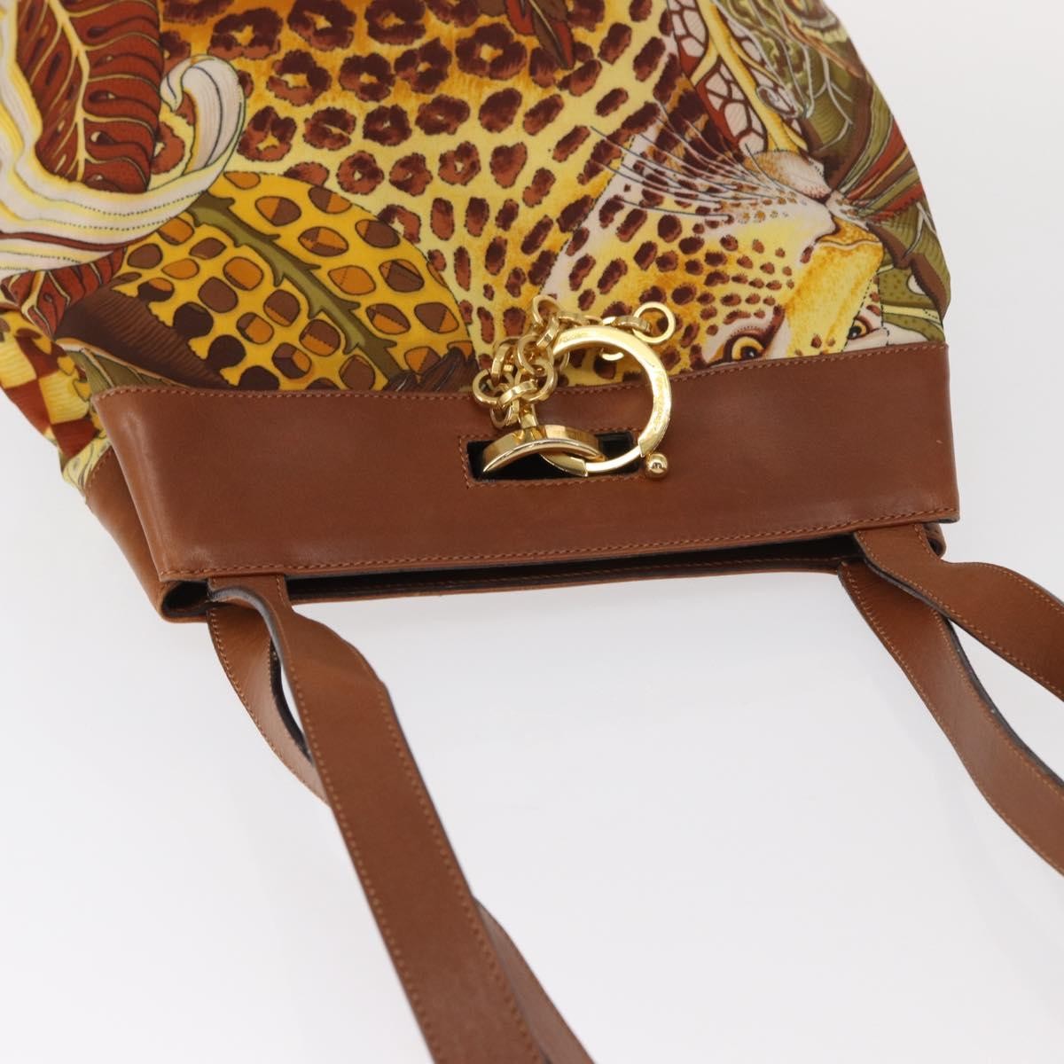 Salvatore Ferragamo Vintage Canvas Brown Canvas Shoulder Bag Bag (Pre-Owned)