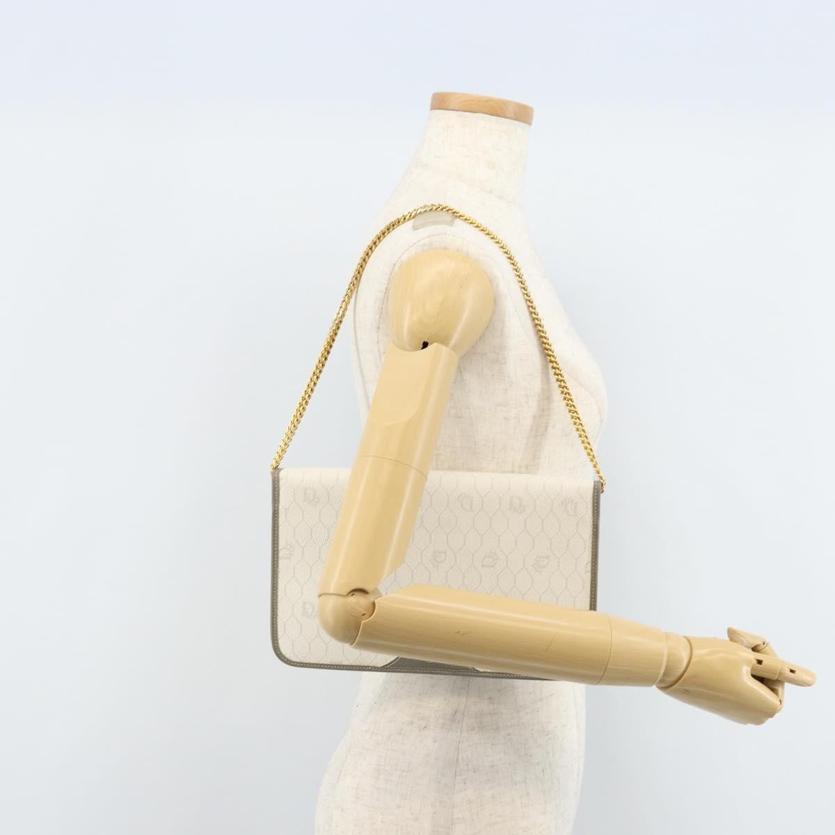 Christian Dior Vintage Honeycomb Zip Coated Canvas White Canvas Clutche & Pouche Bag (Pre-Owned)