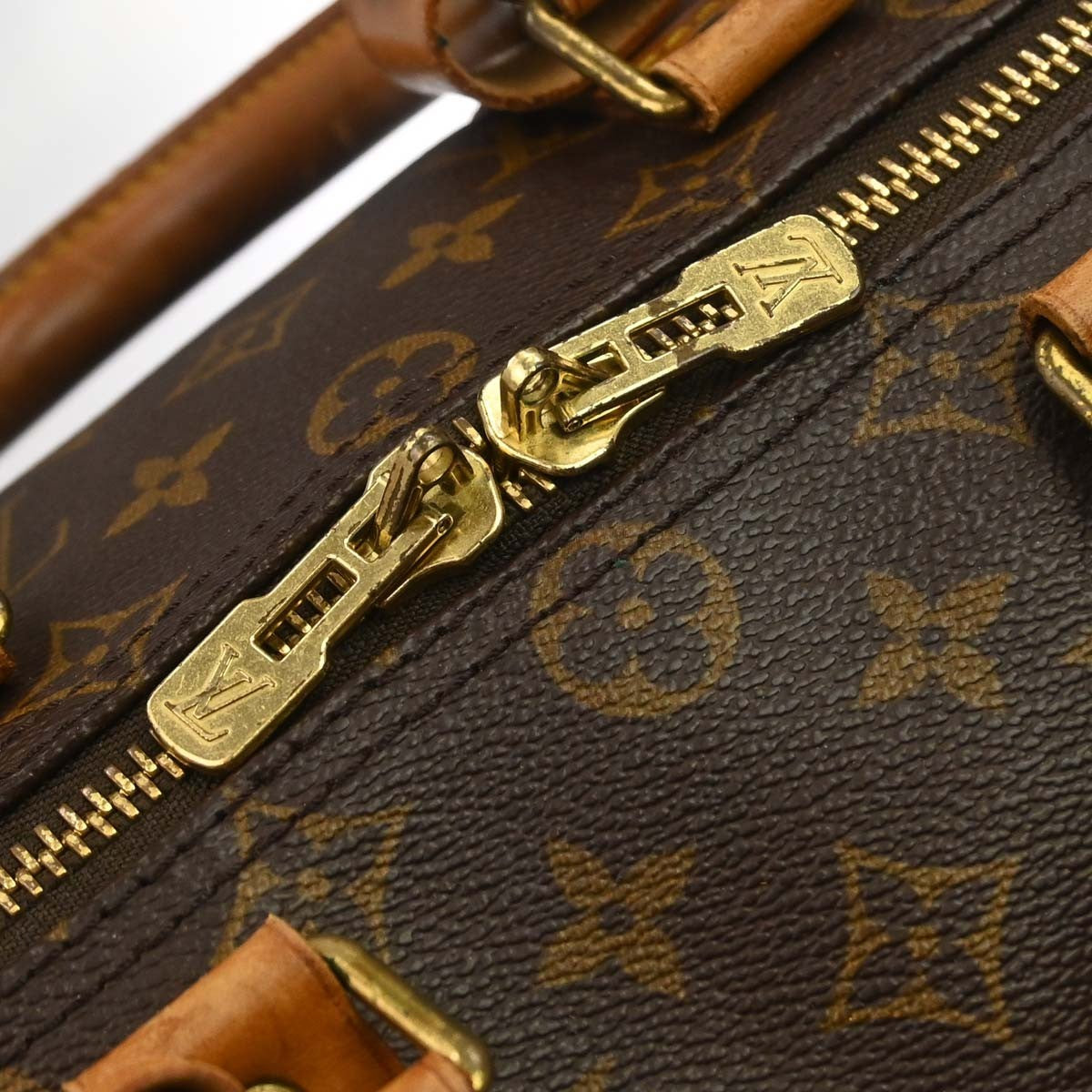 Louis Vuitton Keepall Monogram Canvas Brown Canvas Travel Bag Bag (Pre-Owned)