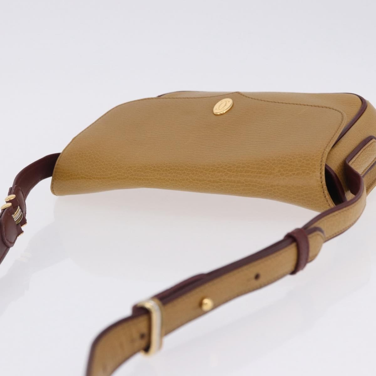 Cartier Must De Cartier Leather Beige Leather Shoulder Bag Bag (Pre-Owned)
