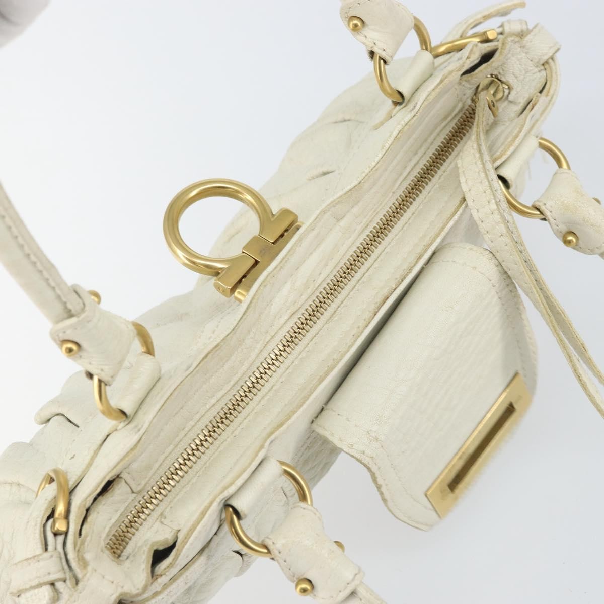 Salvatore Ferragamo Gancini Leather White Leather Handbag (Pre-Owned)