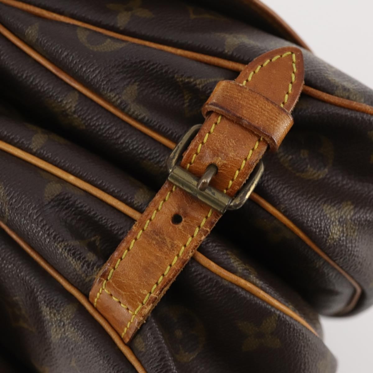 Louis Vuitton Saumur Monogram Canvas Brown Canvas Shoulder Bag Bag (Pre-Owned)