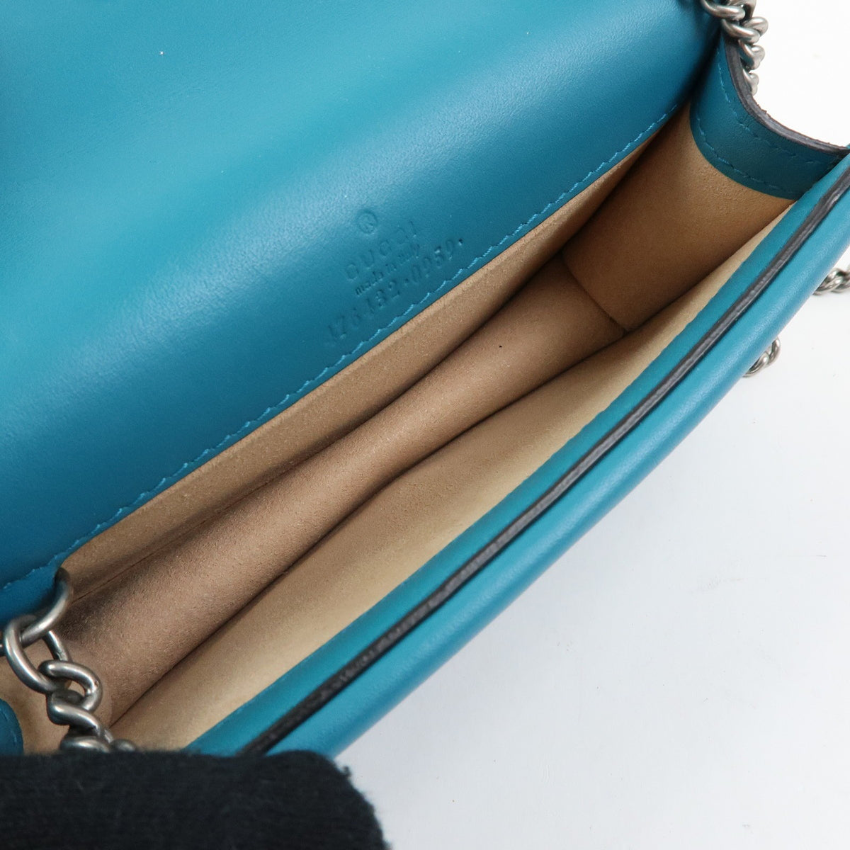 Gucci Dionysus Velvet Green Velvet Handbag (Pre-Owned)