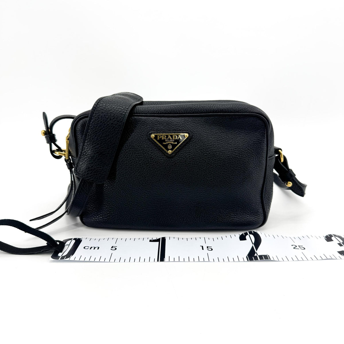 Prada Camera Vitello Phenix Black Leather Handbag (Pre-Owned)