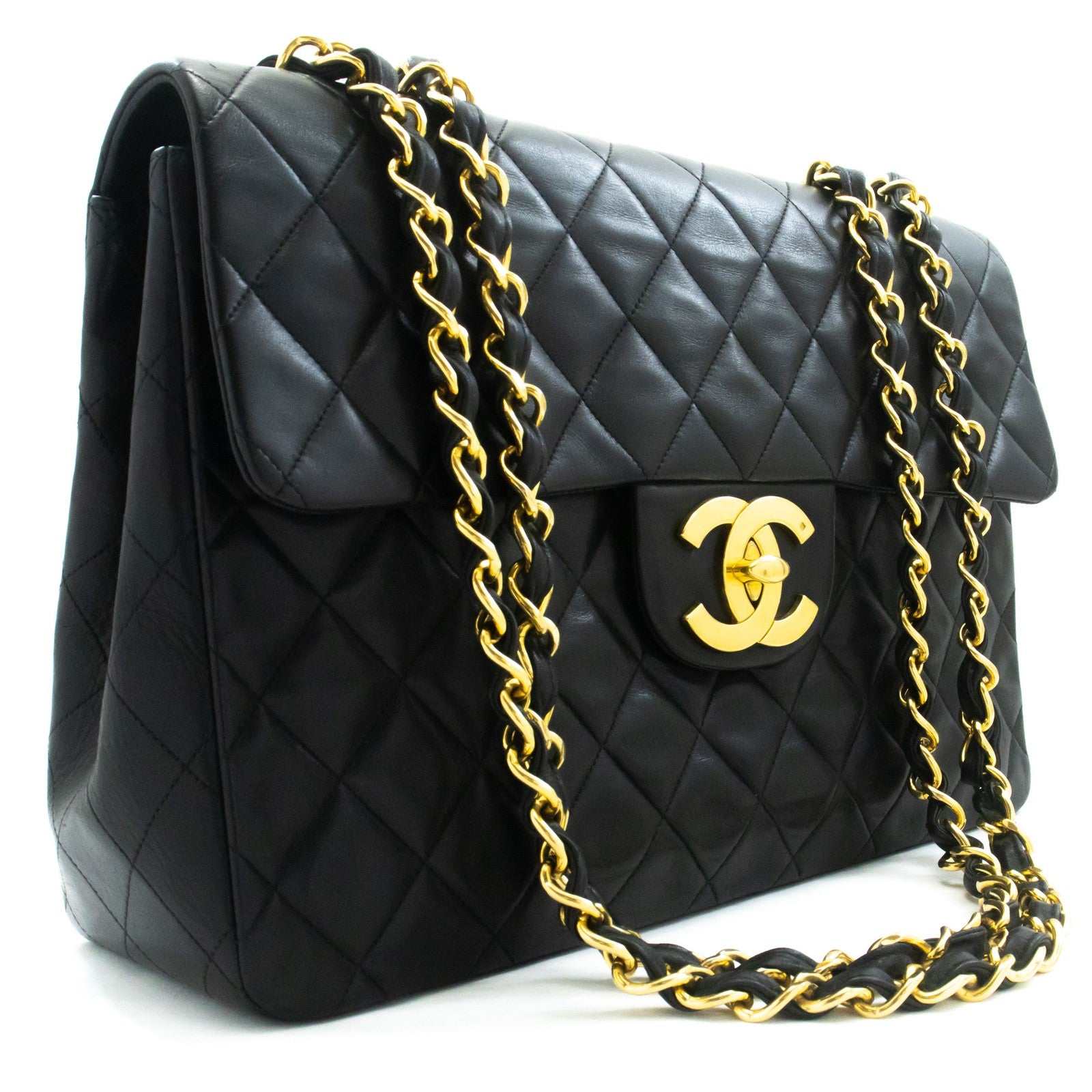 Chanel Classic Flap Lambskin Black Leather Crossbody Bag Bag (Pre-Owned)