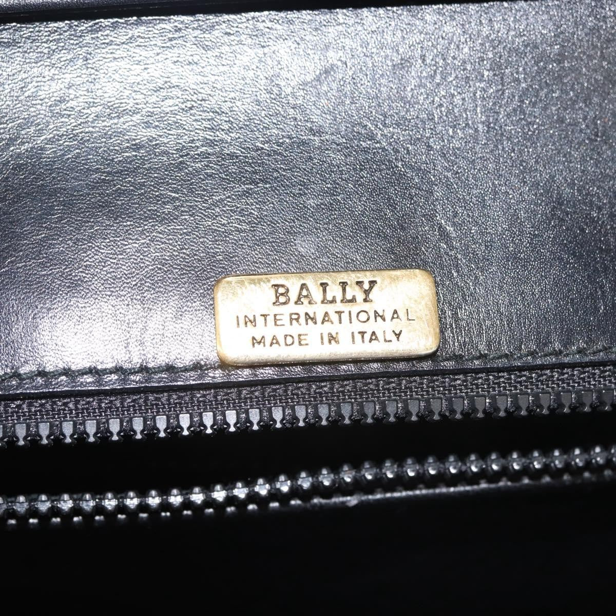 Bally Vintage Leather Black Leather Shoulder Bag Bag (Pre-Owned)