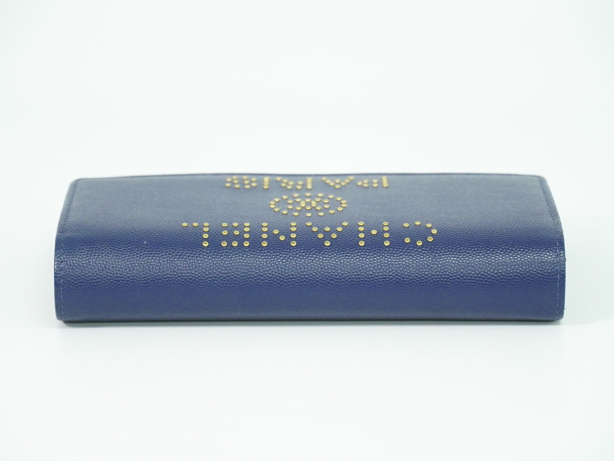 Chanel Deauville Flap Caviar Navy Leather Wallets Accessory (Pre-Owned)