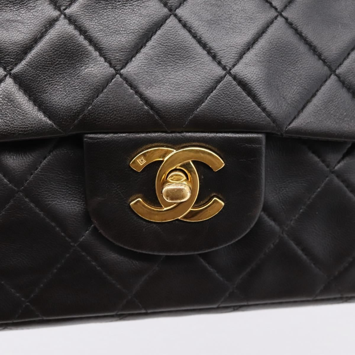 Chanel Classic Double Flap Quilted Lambskin Black Leather Shoulder Bag Bag (Pre-Owned)