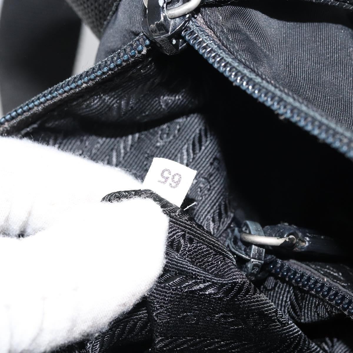 Prada Front Zip Messenger Quilted Tessuto Black Nylon Shoulder Bag Bag (Pre-Owned)