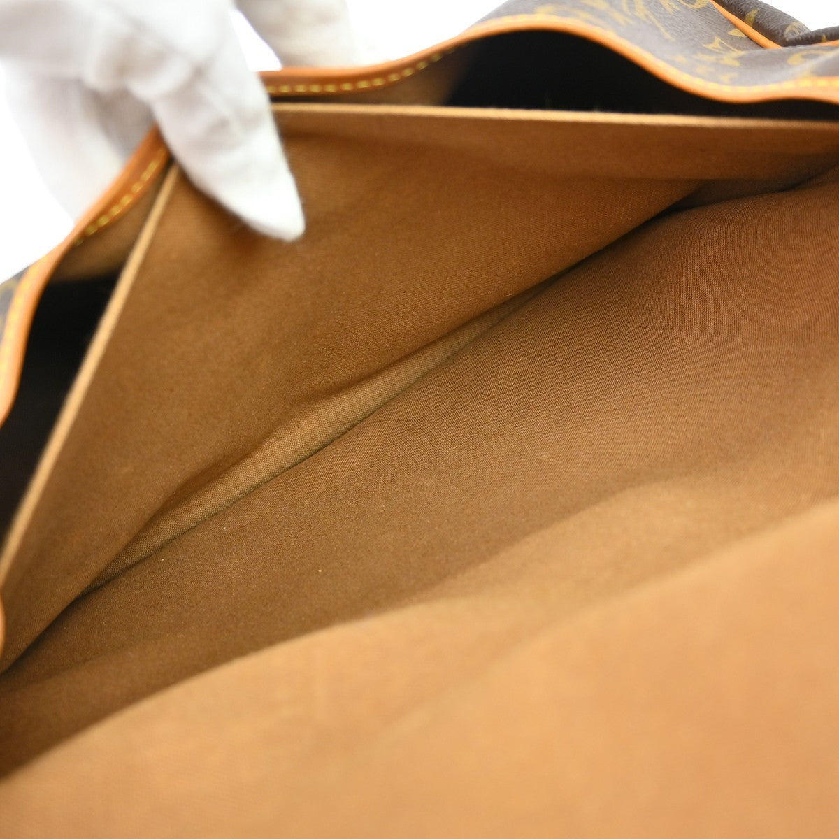 Louis Vuitton Saumur Monogram Canvas Brown Canvas Handbag (Pre-Owned)