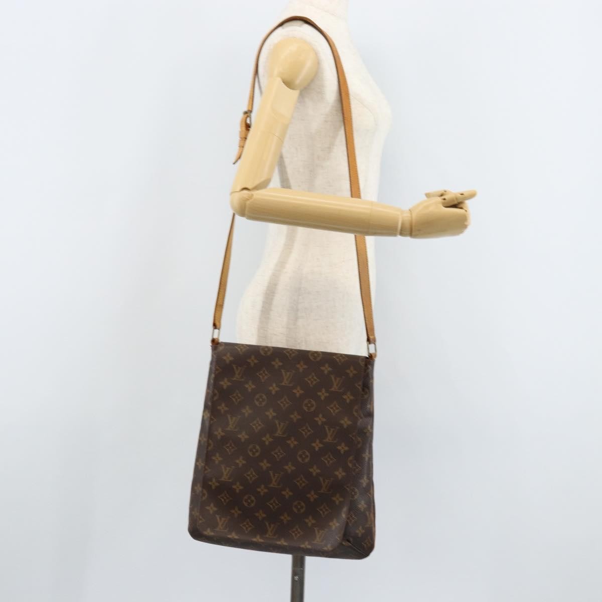 Louis Vuitton Musette Monogram Canvas Brown Canvas Shoulder Bag Bag (Pre-Owned)